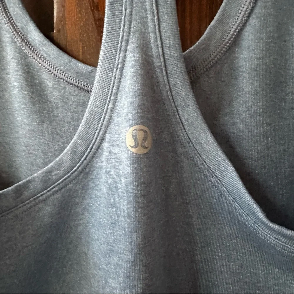 Lululemon Sz 4 Cool Racerback Tank Nulu Blue - Picture 2 of 7